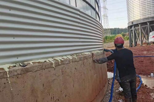 糧庫聚氨酯施工機(jī)器 糧倉隔熱發(fā)保溫施工工藝(圖2) 糧庫糧倉隔熱發(fā)保溫施工