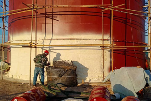 聚氨酯發(fā)泡材料罐體保溫噴涂(圖2) 聚氨酯發(fā)泡材料罐體保溫噴涂