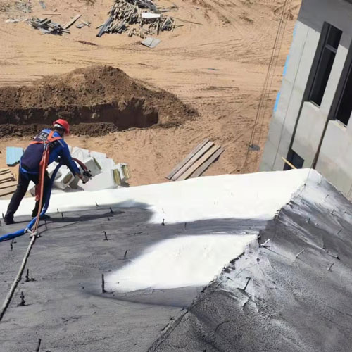 聚氨酯硬泡h5600硬度 硬質(zhì)聚氨酯泡沫發(fā)泡機(jī)(圖4) 屋面保溫聚氨酯硬泡泡沫發(fā)泡案例