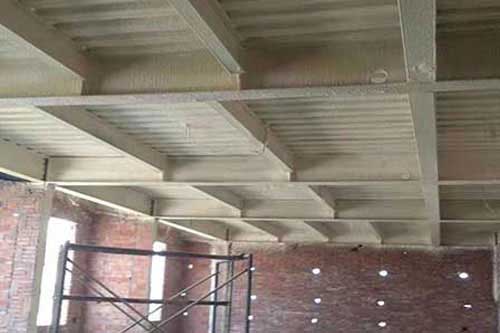 冷庫保溫聚氨酯噴涂厚度 小型高壓發(fā)泡機(jī)(圖3) 冷庫保溫聚氨酯噴涂案例