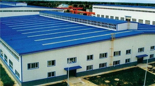 鋼構(gòu)彩鋼瓦防腐防水聚脲材料噴涂機(jī)(圖2) 鋼構(gòu)彩鋼瓦防腐防水聚脲材料噴涂