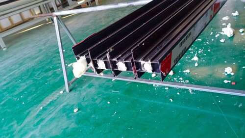 斷橋鋁聚氨酯澆注機(jī)(圖3) 澆注式隔熱斷橋鋁型材