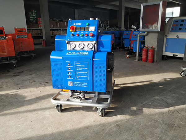 特種車輛載罐貨箱防腐耐磨聚脲涂料(圖2) JNJX-H5600型聚脲涂料噴涂機(jī)